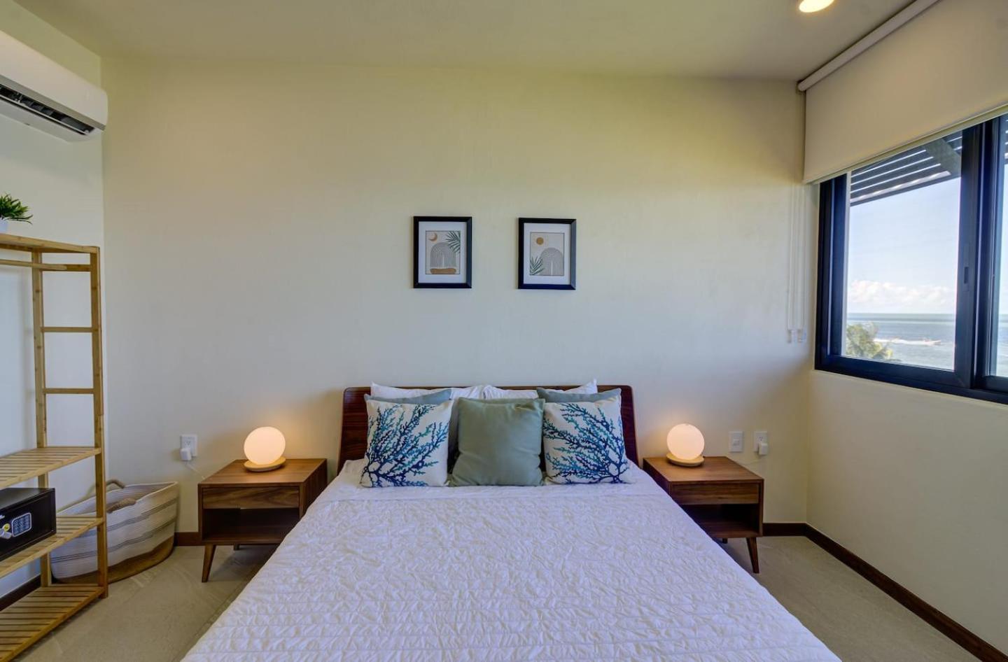 ホテル Beautiful Ocean View Penthouse With Private Pool -C301 ホルボックス島 エクステリア 写真