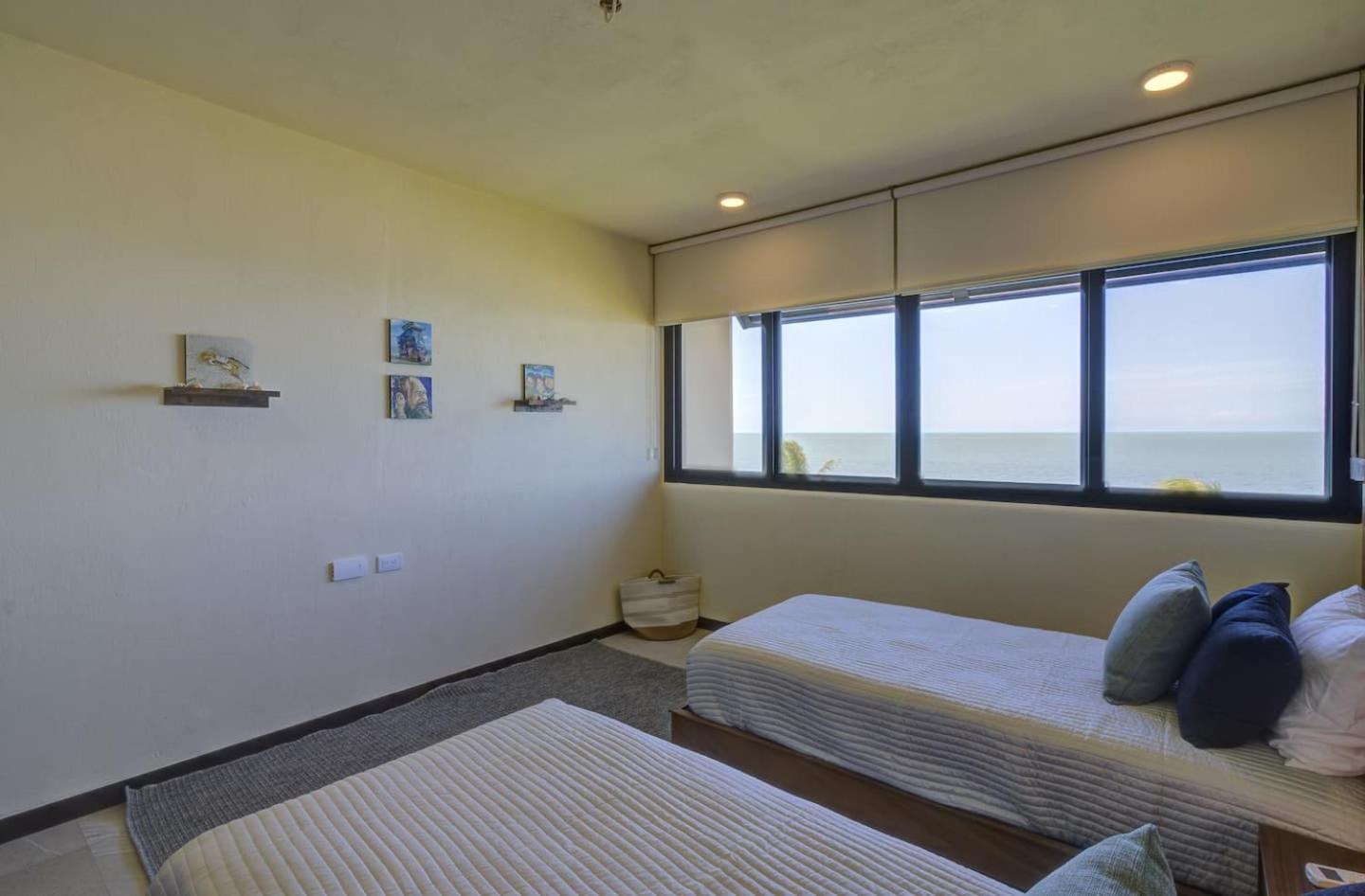 ホテル Beautiful Ocean View Penthouse With Private Pool -C301 ホルボックス島 エクステリア 写真